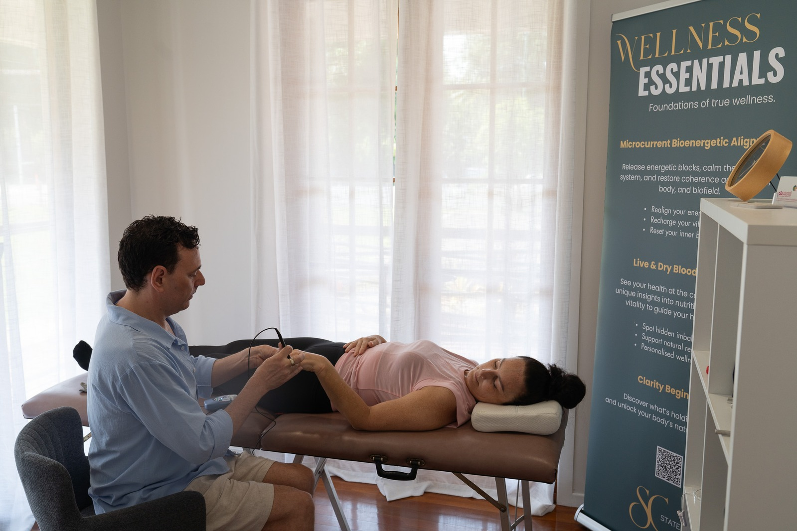 Kinesiology & Microcurrent Therapy